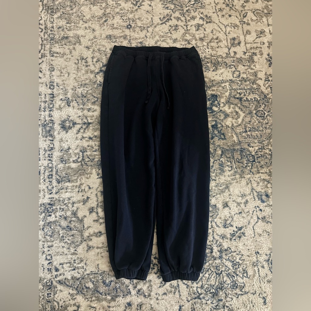 hollister navy blue cuffed sweatpants